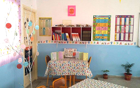 طنجة : مدرسة الإخلاص العمومية تنخرط في مسابقة أحسن حجرة دراسية