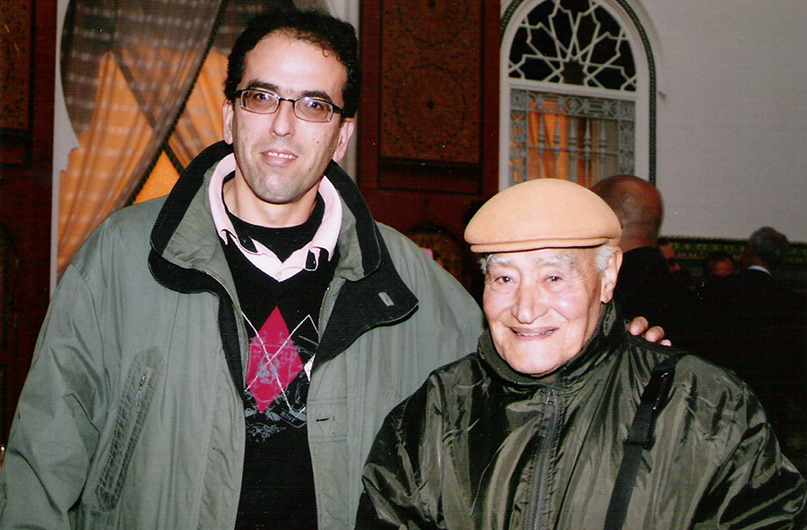 رجل الوفاء الغائب الحاضر