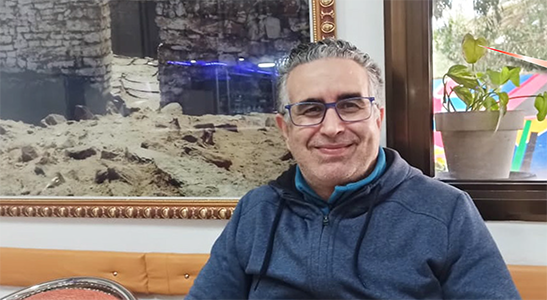 حوار خاص مع البروفيسور عز الدين ابراهيمي: “بإمكان بلادنا الوصول للمناعة الجماعية بتظافر كافة الجهود”