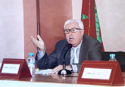 طقوس قرائية: استبيان حول القراءة والكتابة مع الدكتور عبد العزيز السعود