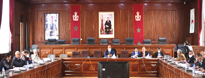 في الدورة الاستثنائية لأبريل 2021 مجلس إقليم شفشاون يبرمج آخر ميزانية تجهيز في ولايته الانتدابية و  يعزز روابط التعاون والتشارك بين الإقليم كمؤسسة دستورية والمجتمع المدني في إطار التنزيل الحقيقي  للديموقراطية التشاركية