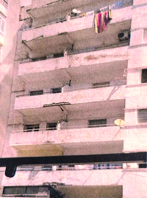  مخاوف انهيار عمارة بطنجة..